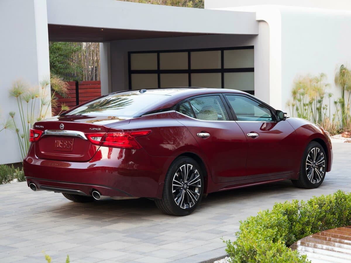 Nissan Maxima VIII (A36) — 3/4 arxadan