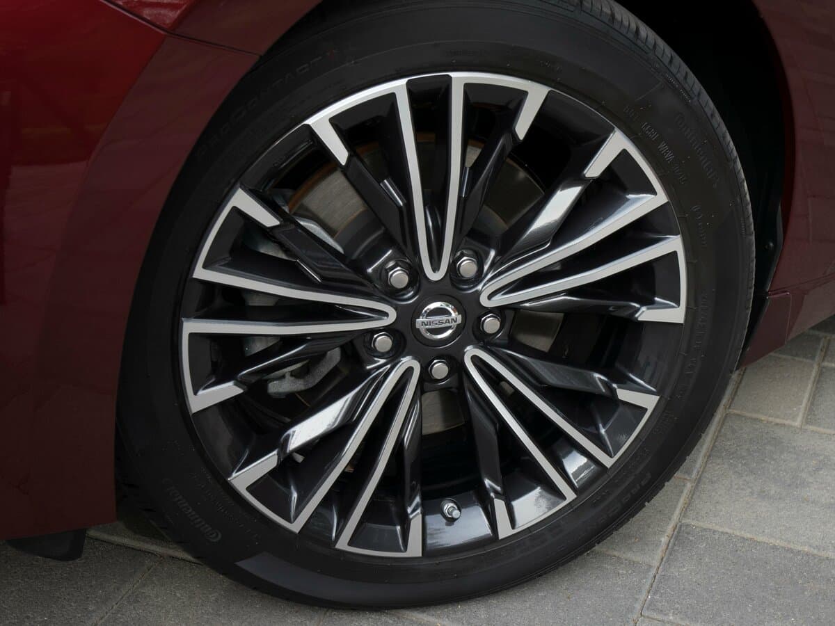 Nissan Maxima VIII (A36) — Təkər