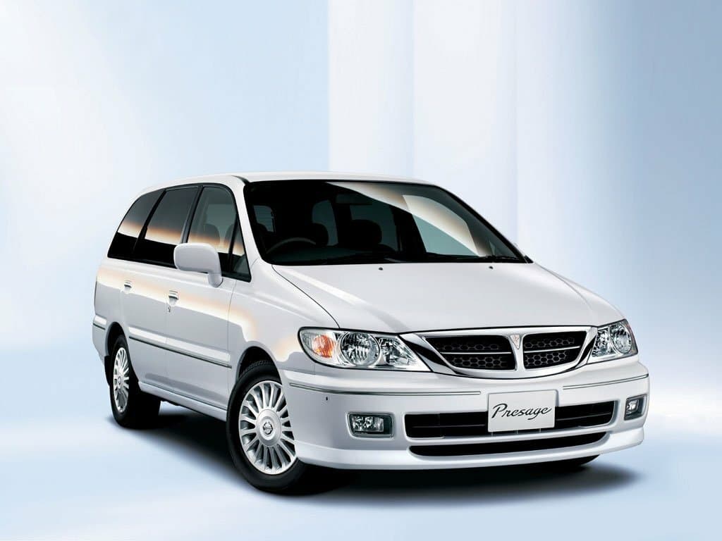 Nissan Presage I — Öndən