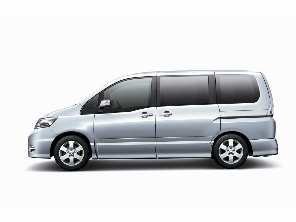 Nissan Serena III (C25) — Yandan
