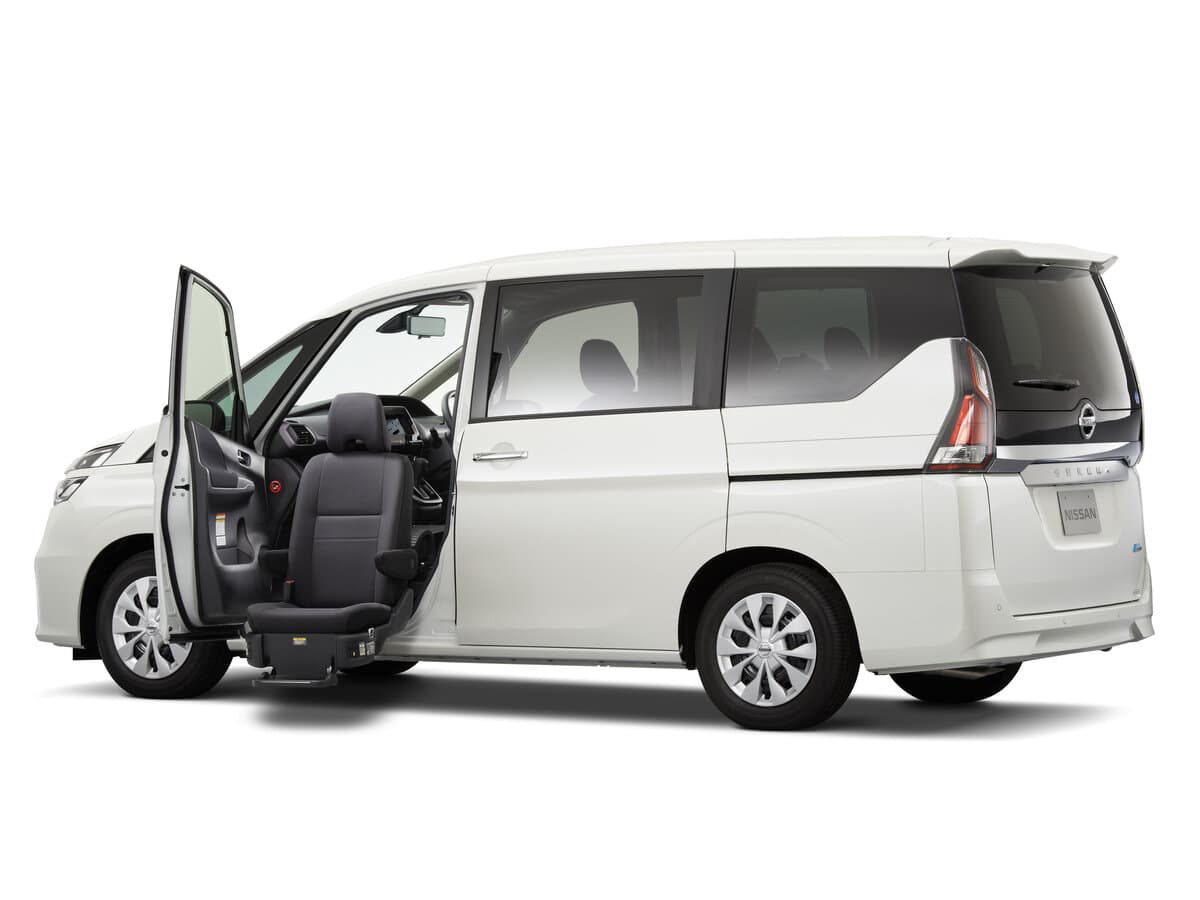 Nissan Serena V (C27) — Yandan