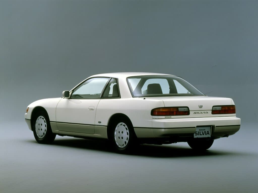 Nissan Silvia V (S13) — 3/4 arxadan