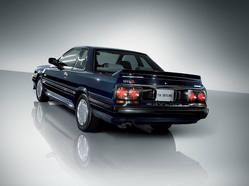 Nissan Skyline VII (R31) — 3/4 arxadan