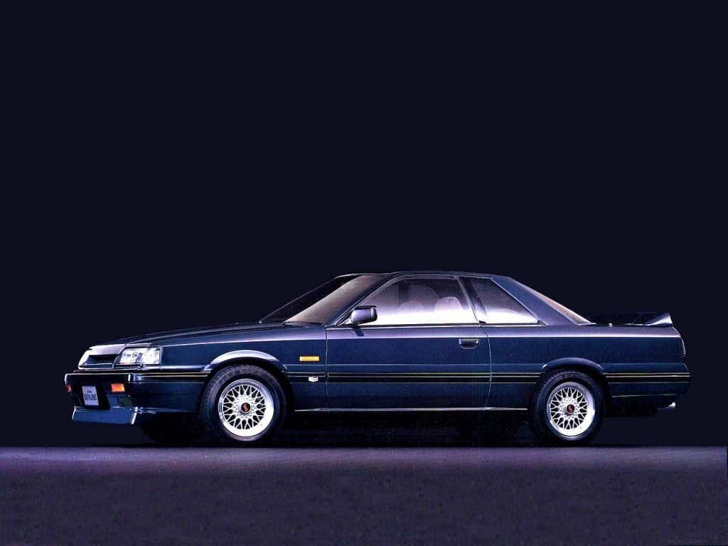 Nissan Skyline VII (R31) — Yandan