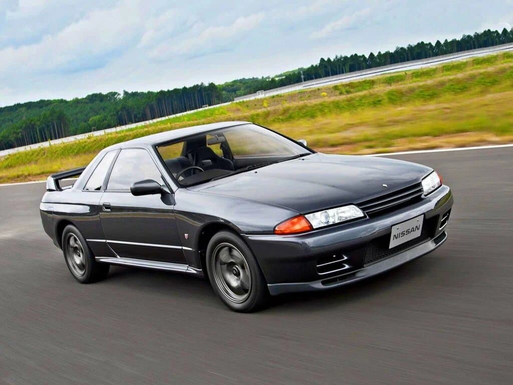 Nissan Skyline VIII (R32) — Əsas şəkil