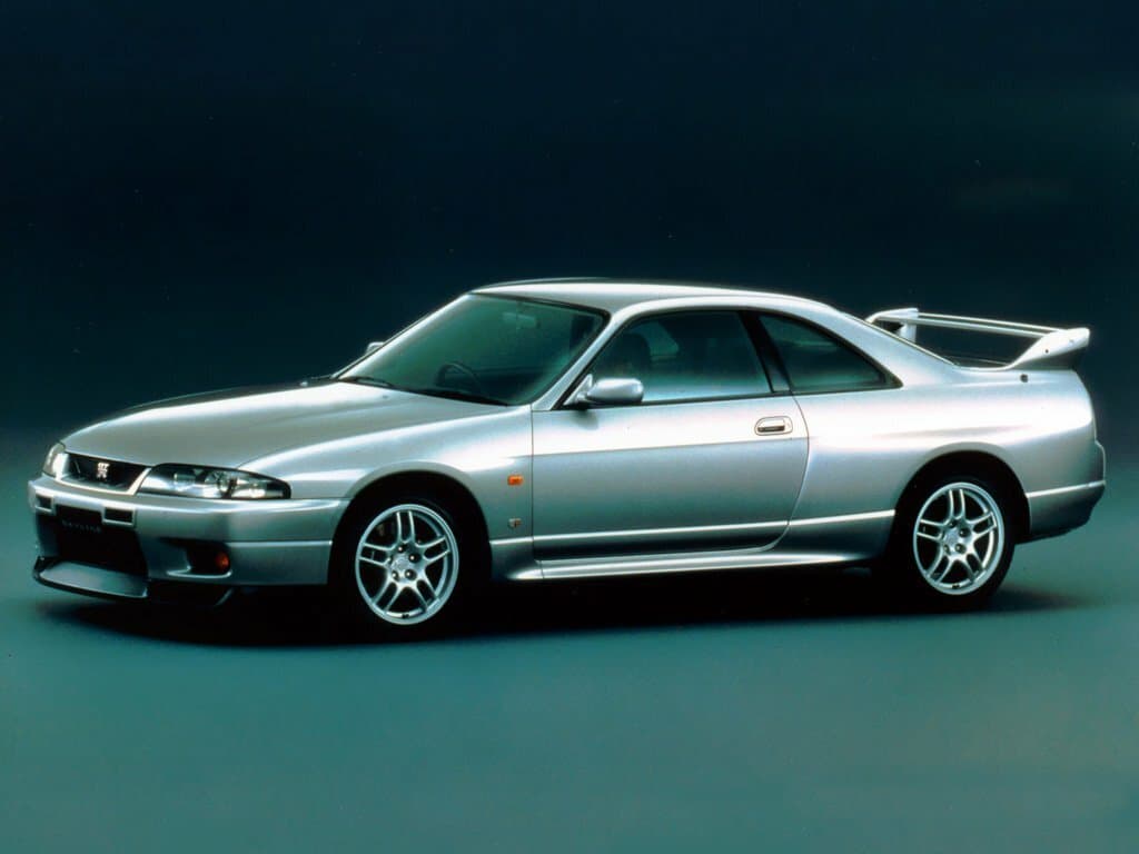 Nissan Skyline IX (R33) — Əsas şəkil