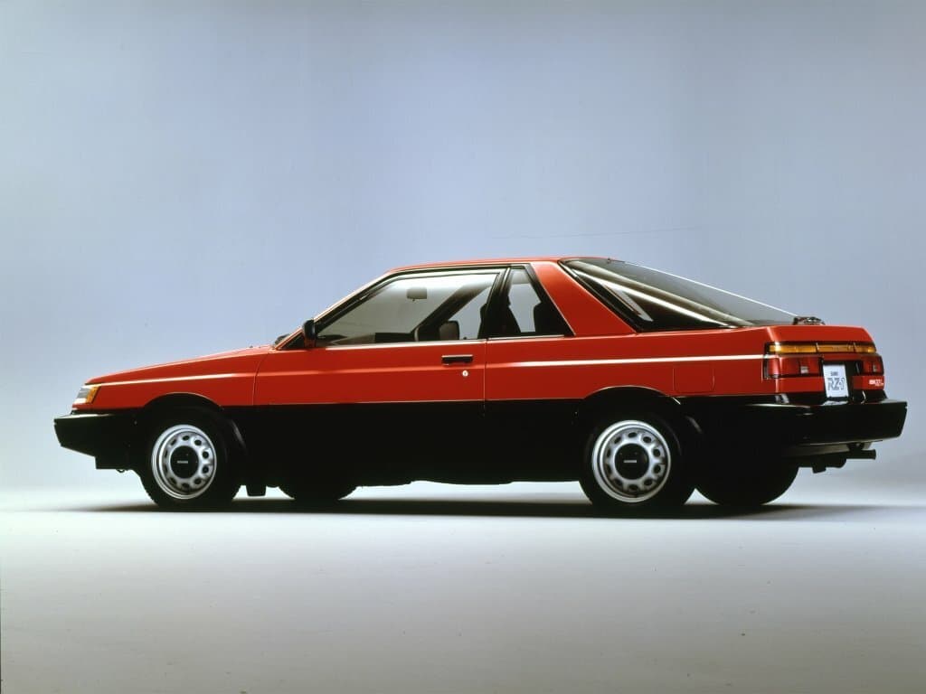 Nissan Sunny B12 — 3/4 arxadan