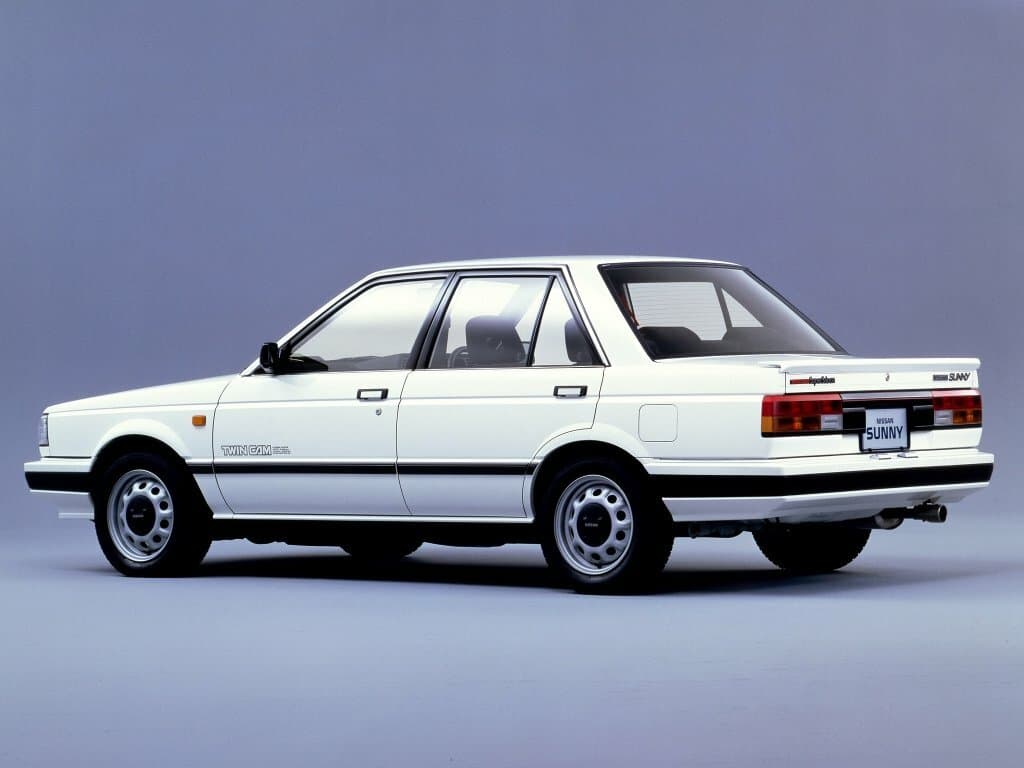 Nissan Sunny B12 — 3/4 arxadan