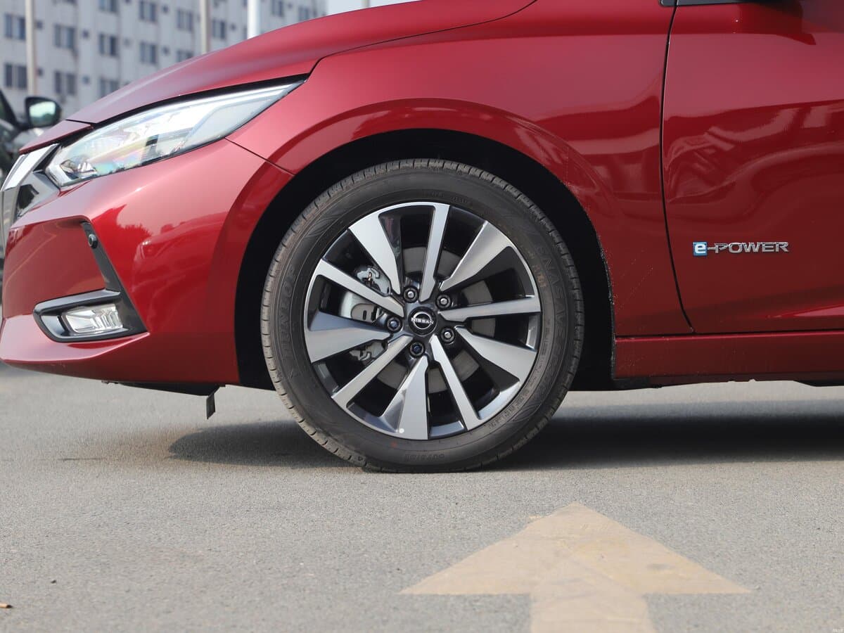 Nissan Sylphy IV (B18) — Təkər