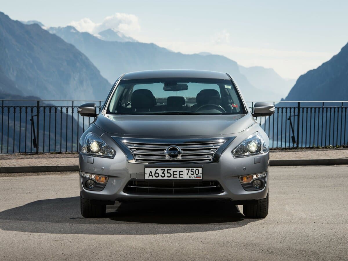 Nissan Teana III (L33) — Öndən