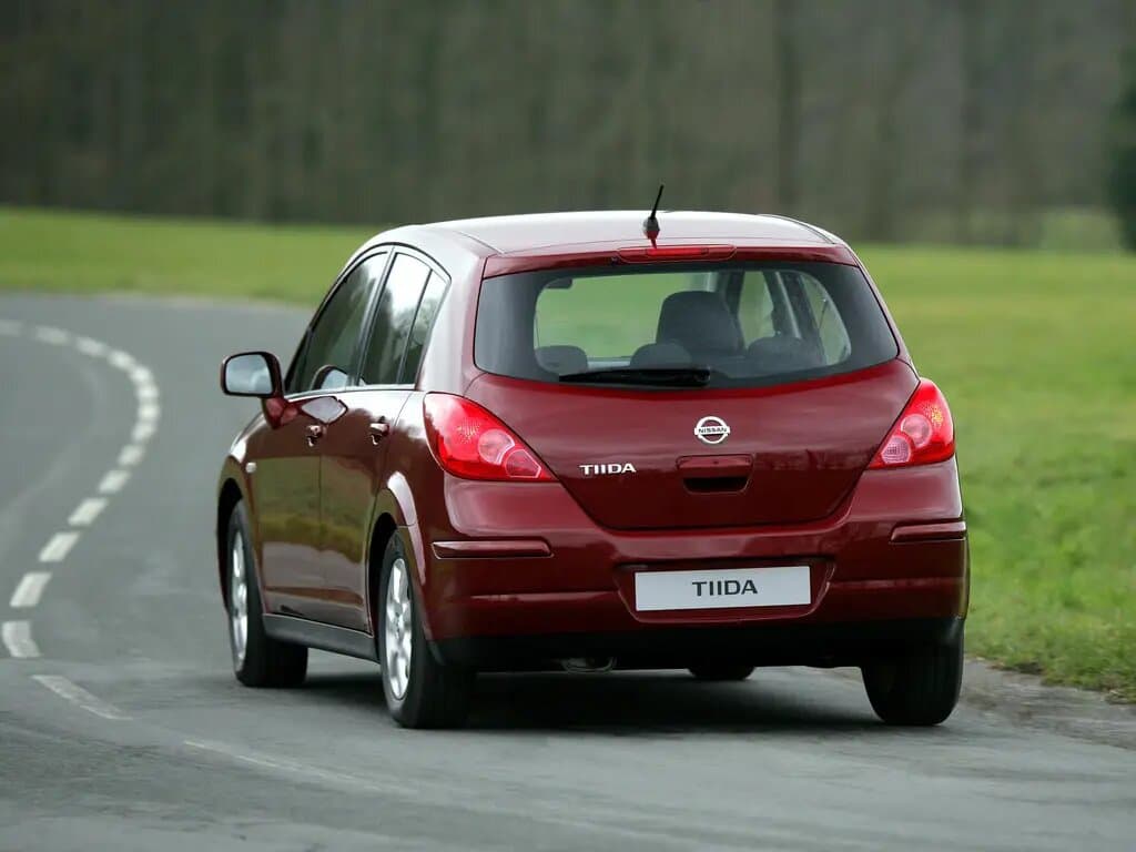Nissan Tiida I — Arxadan