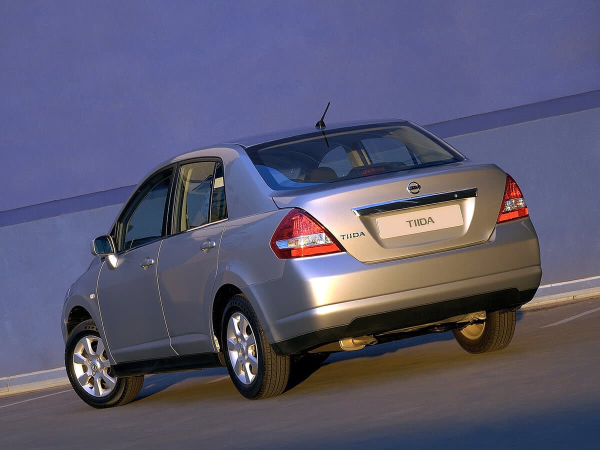 Nissan Tiida I — Arxadan