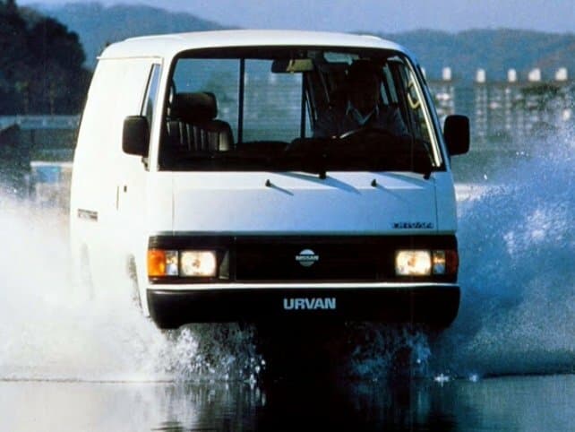 Nissan Urvan III (E24) — Öndən