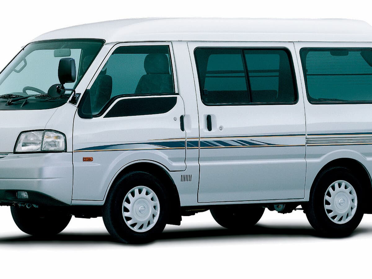 Nissan Vanette IV — Yandan