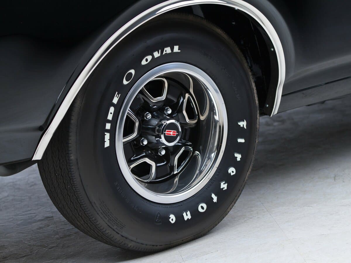 Oldsmobile 442 II — Təkər
