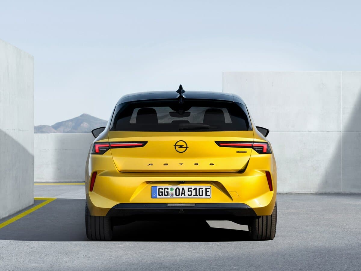 Opel Astra L — Arxadan