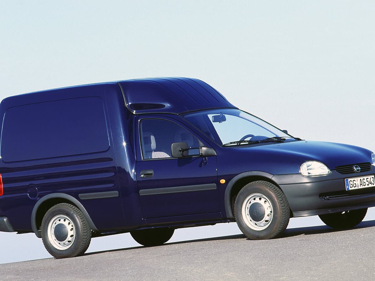 Opel Combo B — Yandan