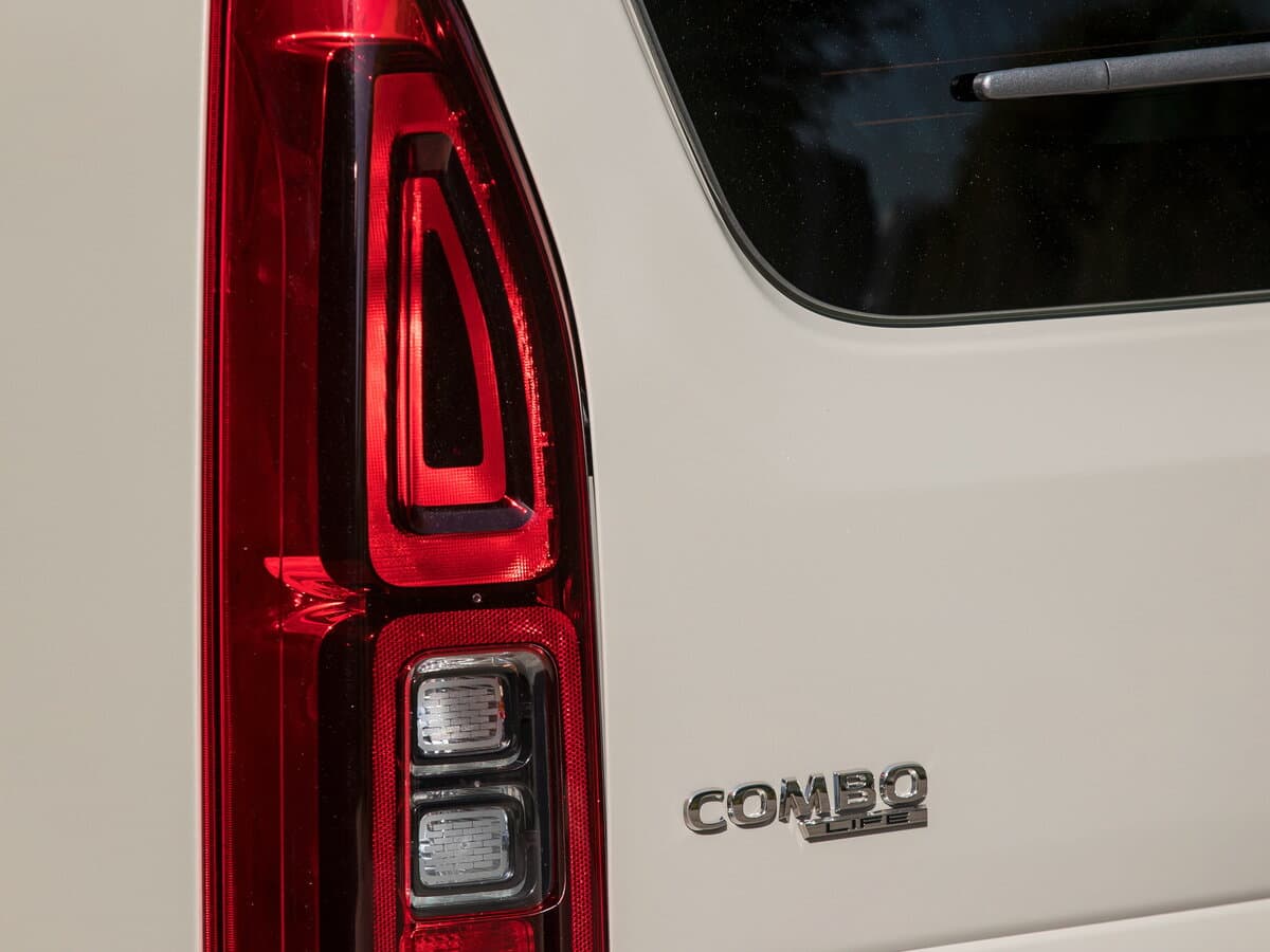 Opel Combo E — Detal