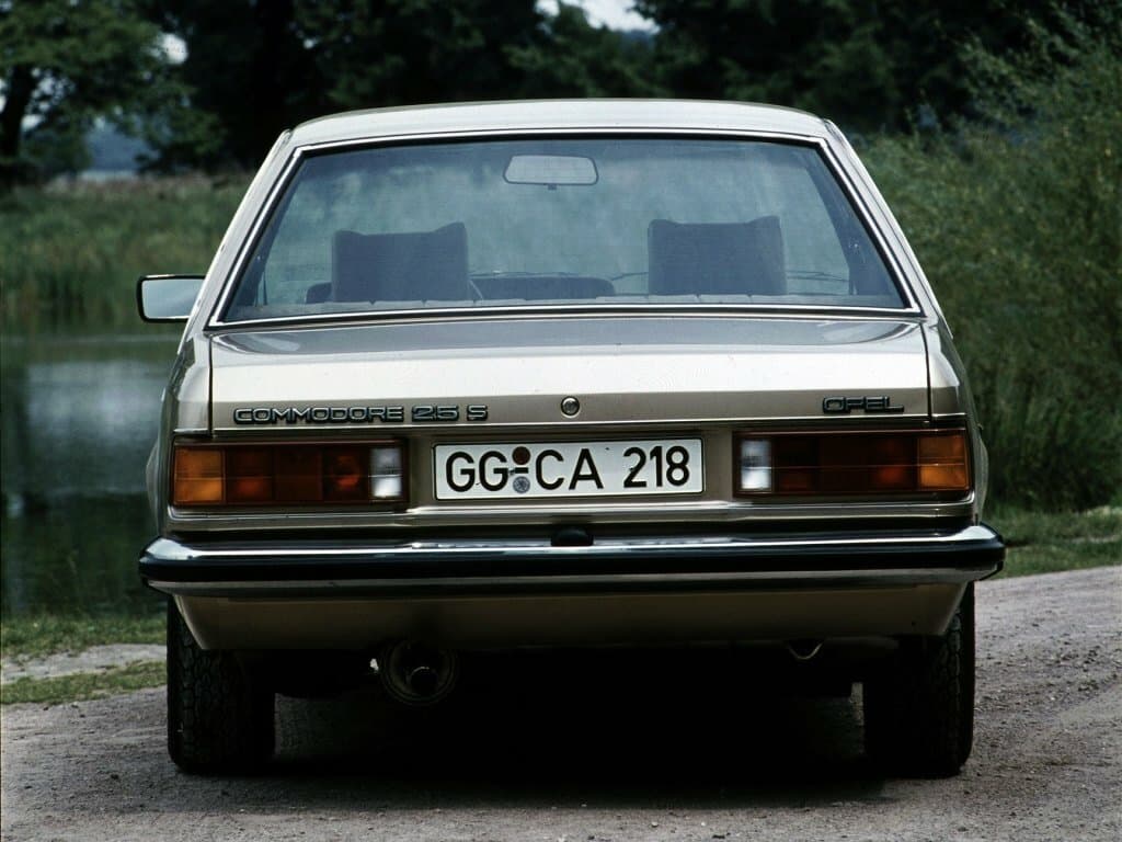 Opel Commodore C — Arxadan
