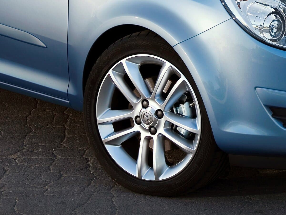 Opel Corsa D — Təkər