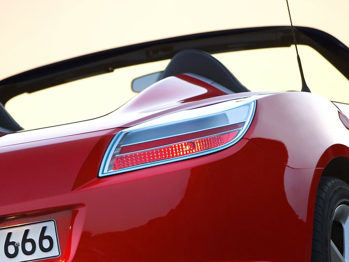 Opel GT II — Detal