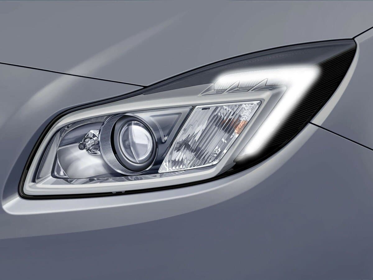 Opel Insignia I — Fara