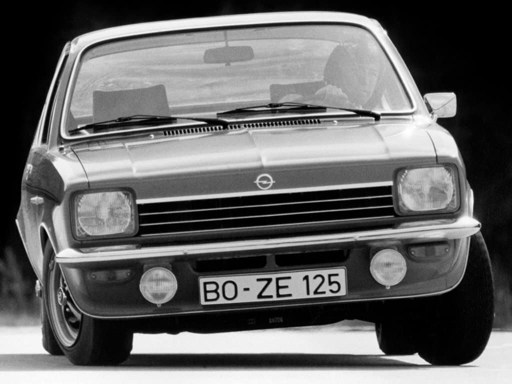 Opel Kadett C — Öndən