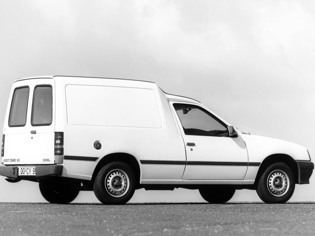 Opel Kadett E — 3/4 arxadan