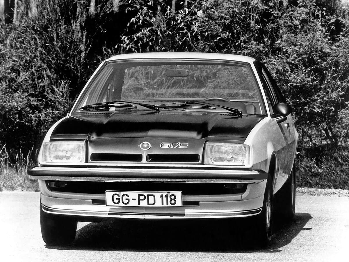 Opel Manta B — Öndən