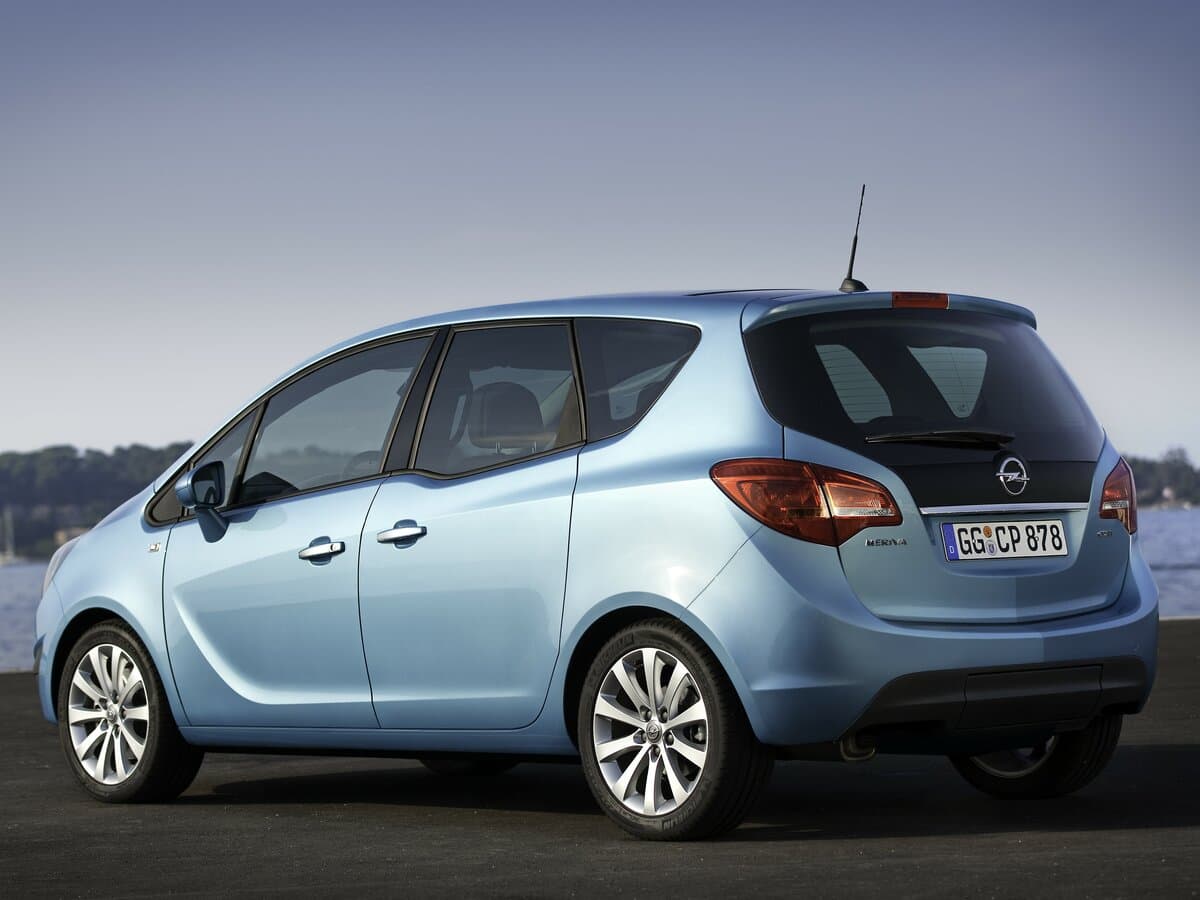 Opel Meriva B — 3/4 arxadan