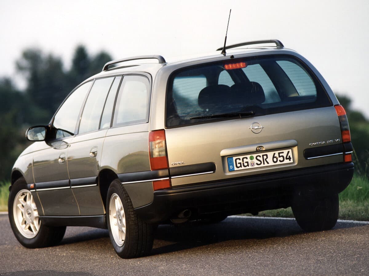 Opel Omega B — Arxadan
