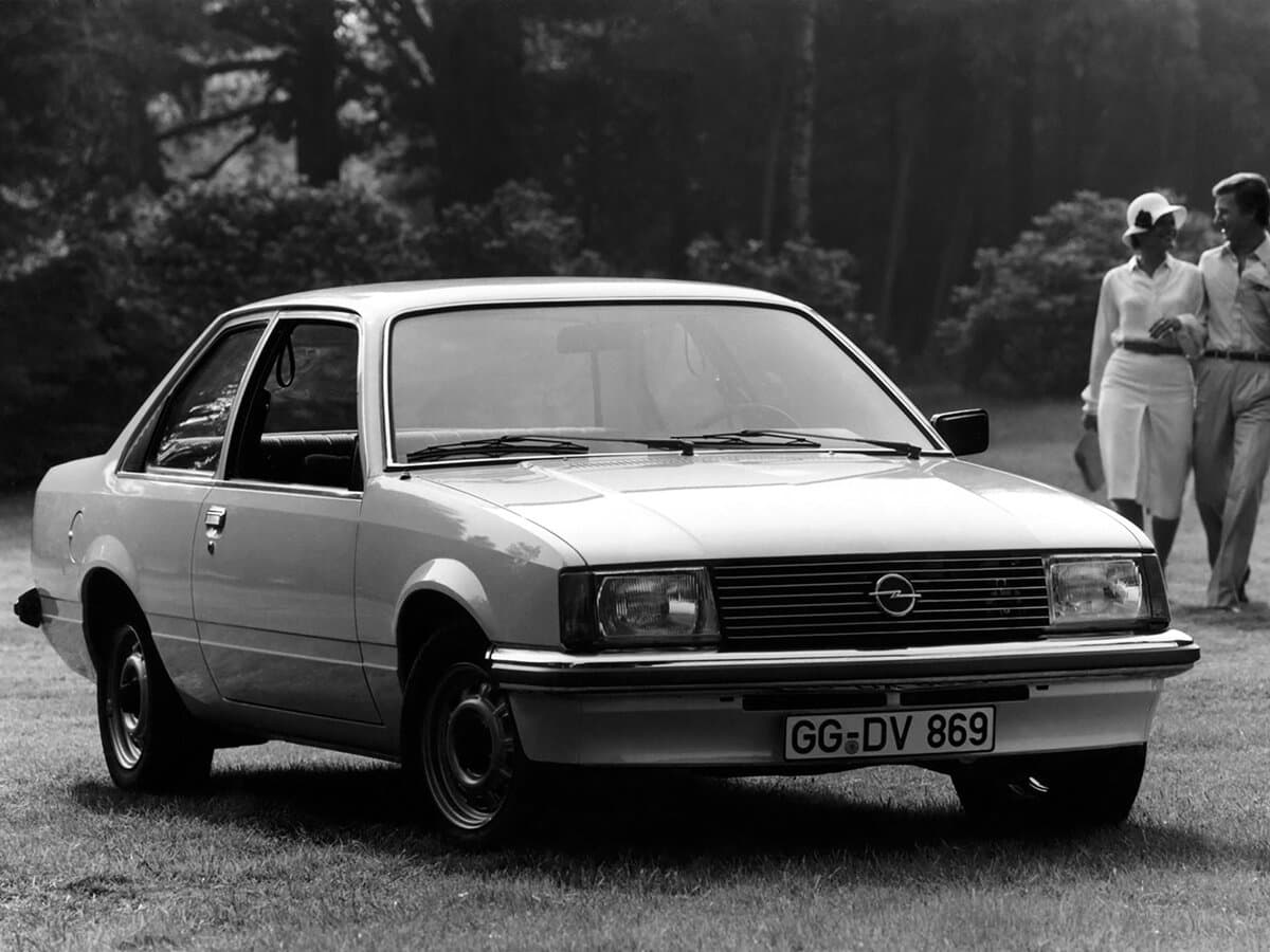 Opel Rekord E — Öndən