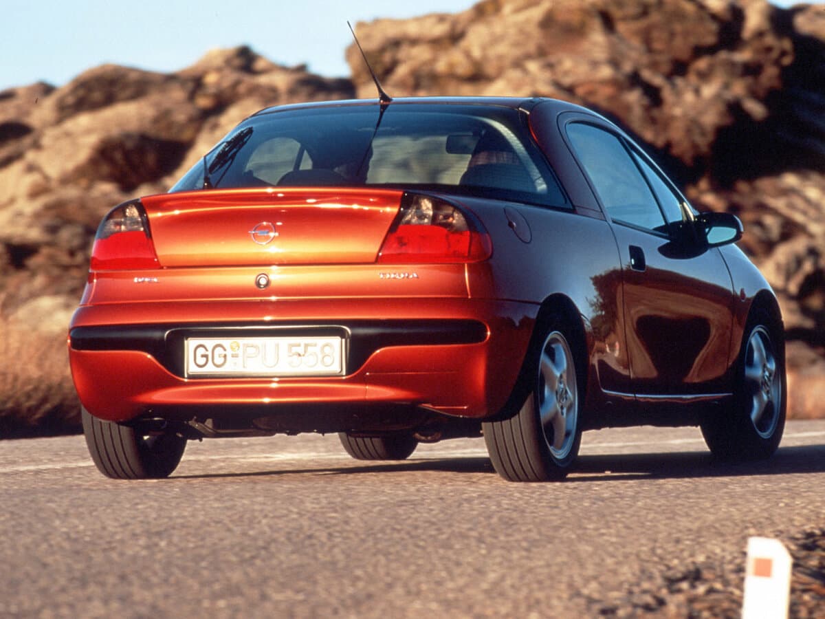 Opel Tigra A — Arxadan