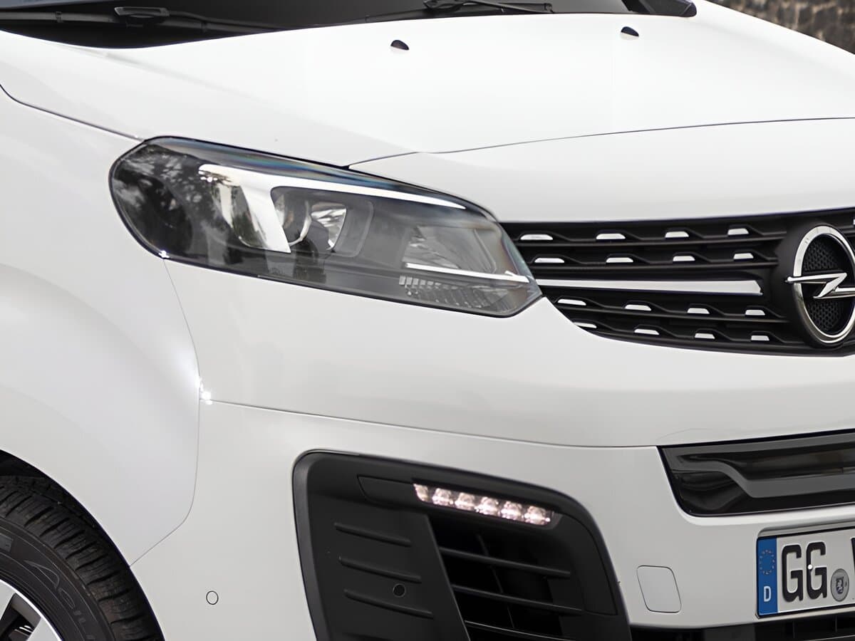 Opel Vivaro C — Fara