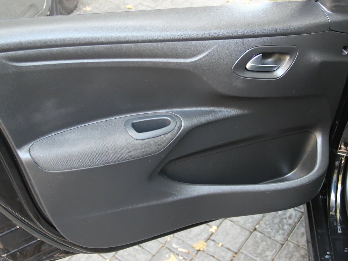 Peugeot 301 I — Qapı
