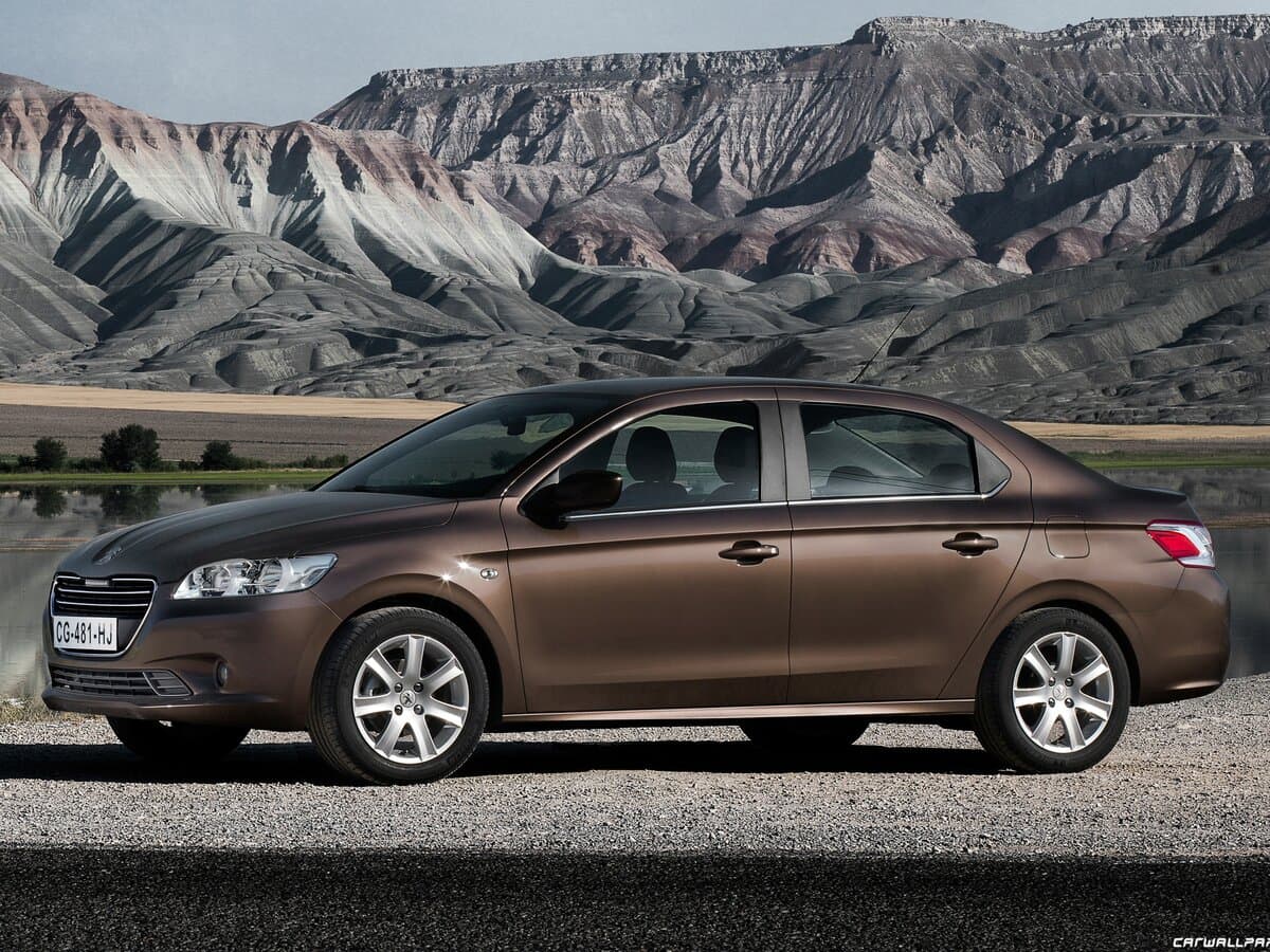 Peugeot 301 I — Yandan