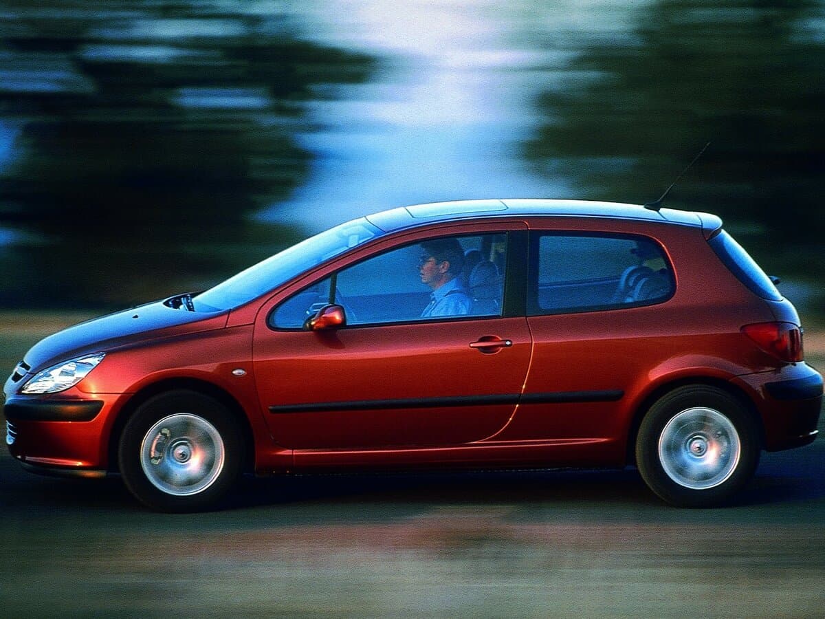 Peugeot 307 I — Yandan