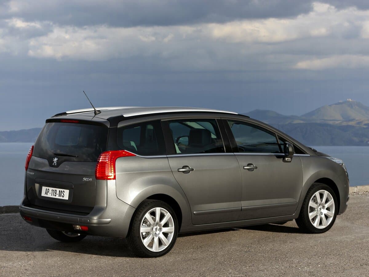 Peugeot 5008 I — 3/4 arxadan