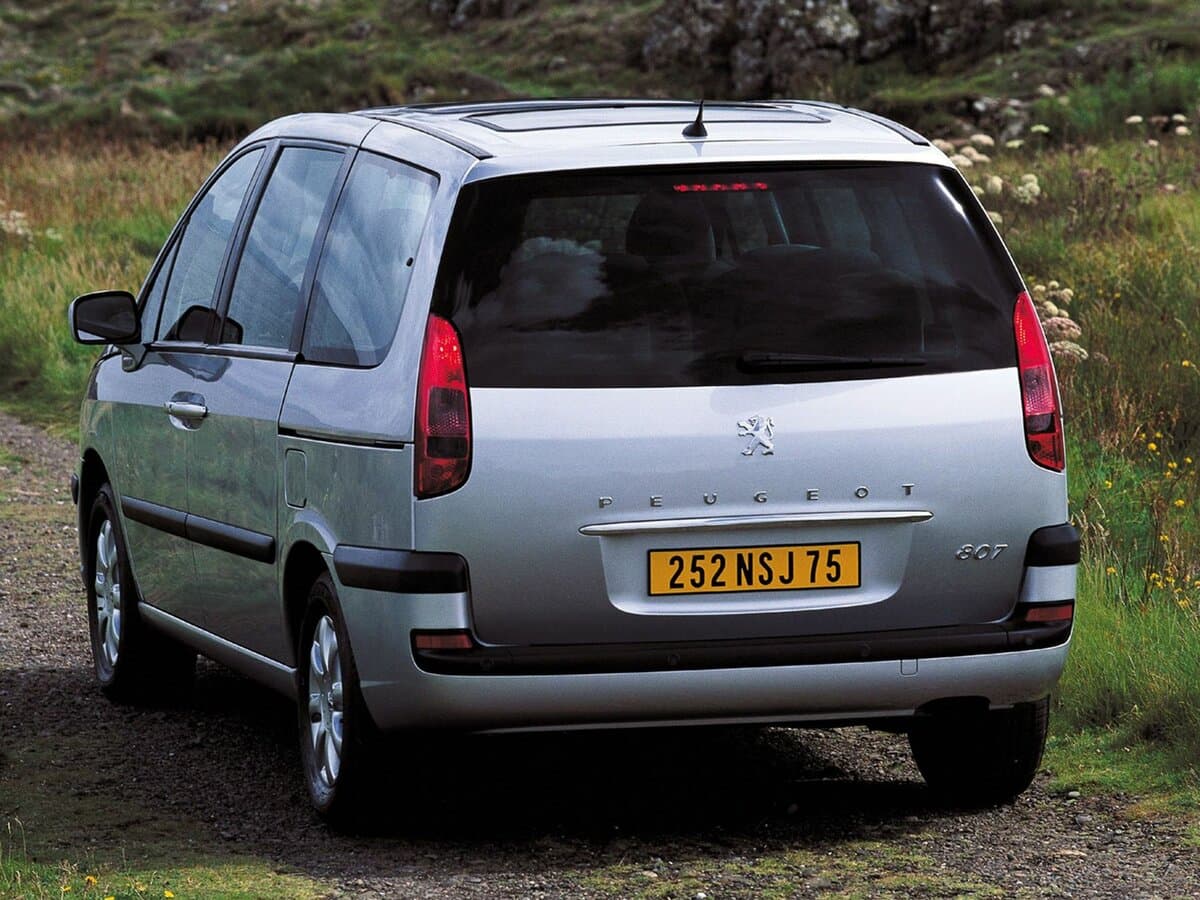 Peugeot 807 I — 3/4 arxadan