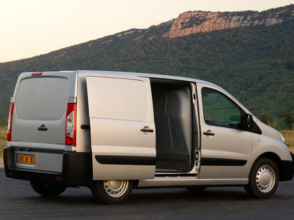 Peugeot Expert II — 3/4 arxadan