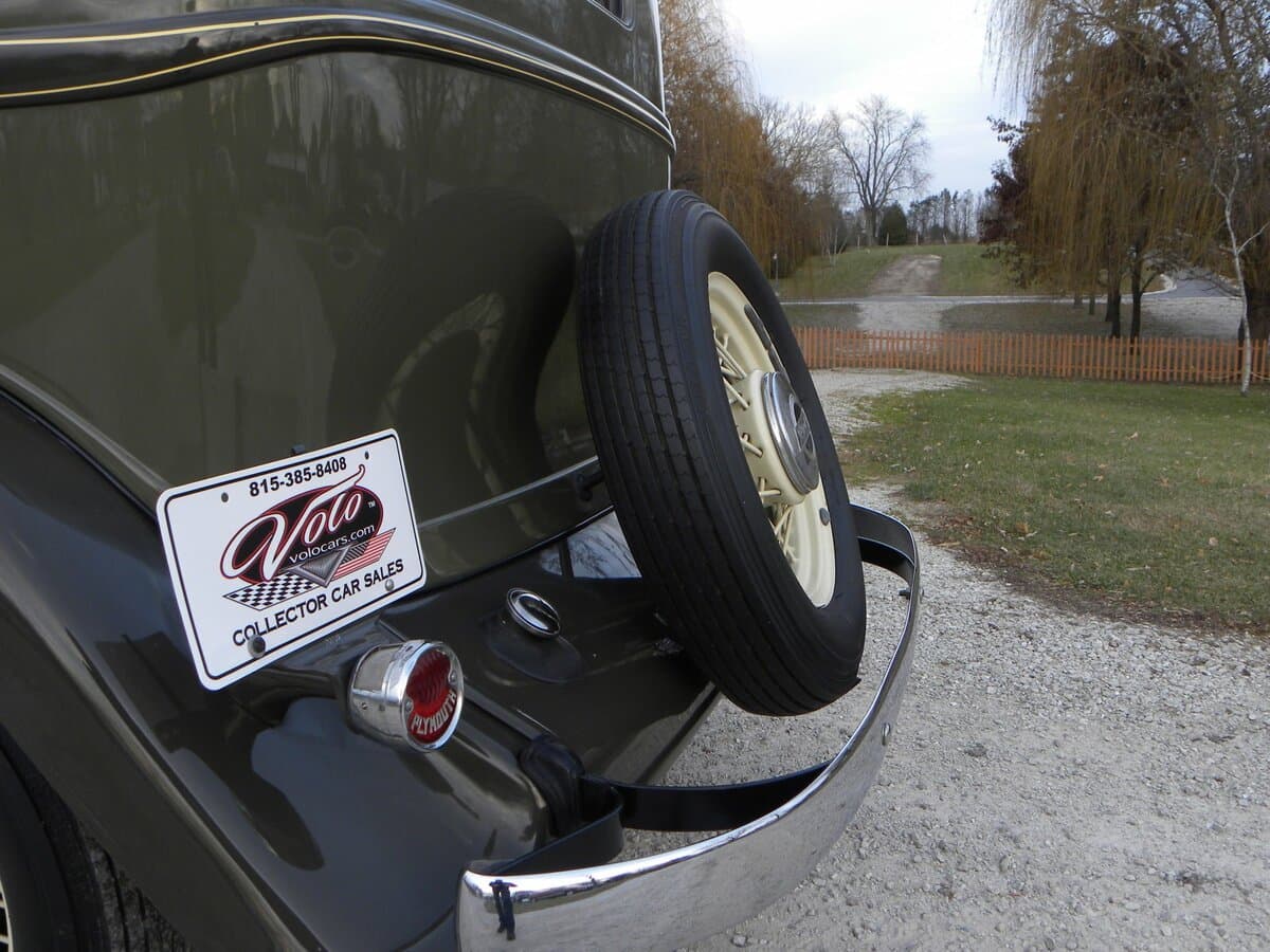 Plymouth De Luxe I — Detal