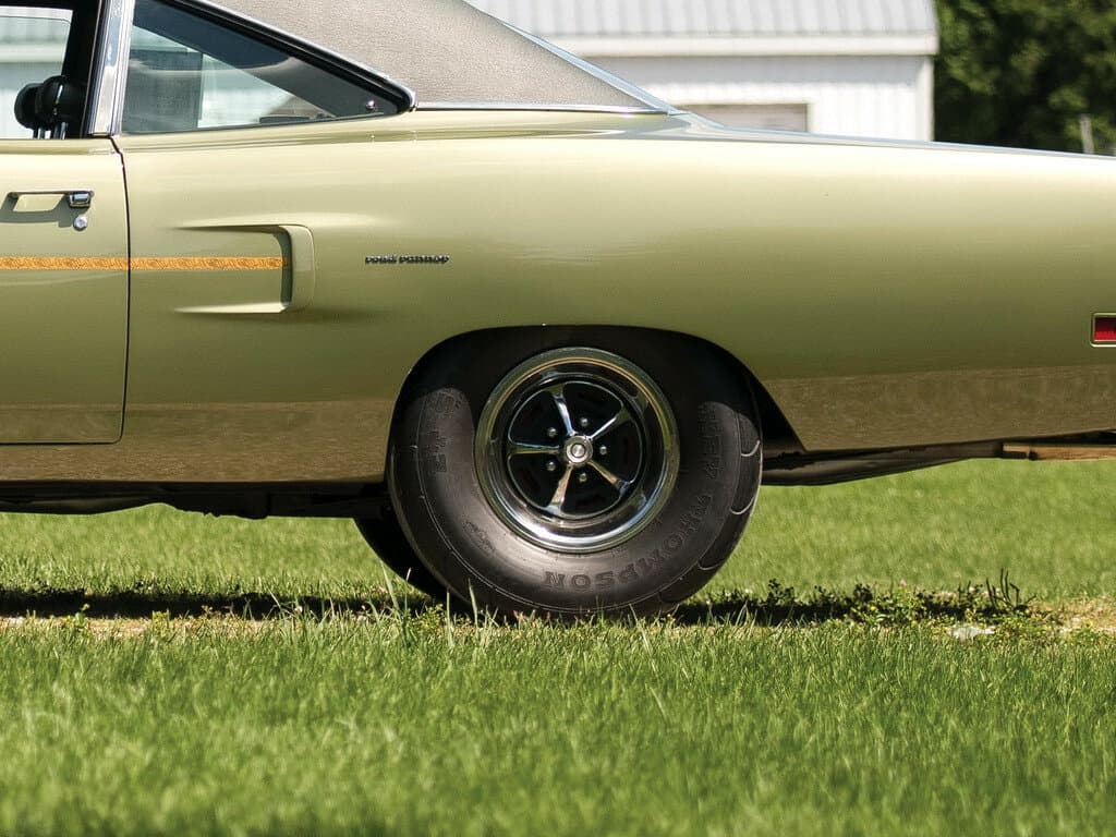 Plymouth Road Runner I — Təkər