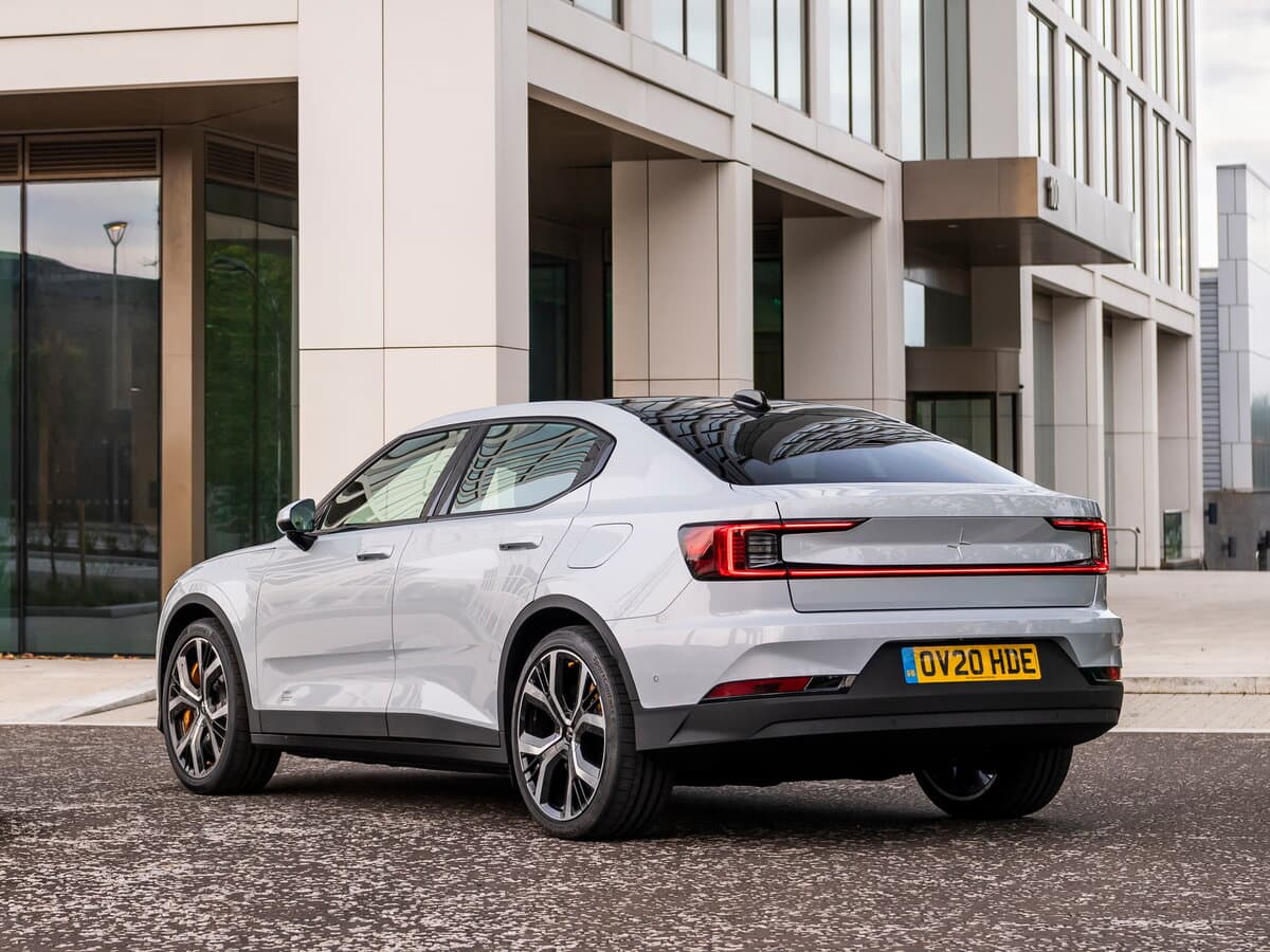 Polestar 2 I — 3/4 arxadan