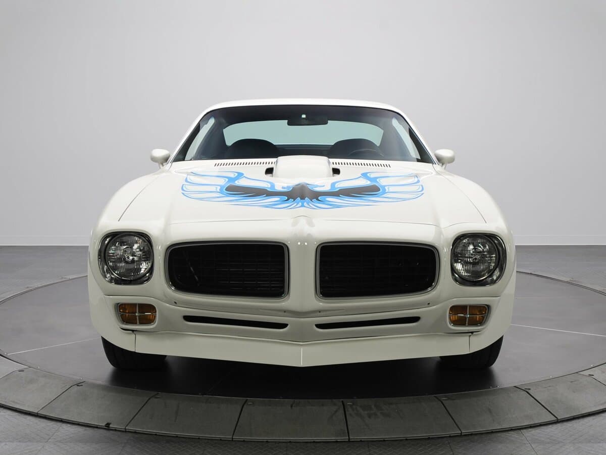 Pontiac Firebird II — Öndən