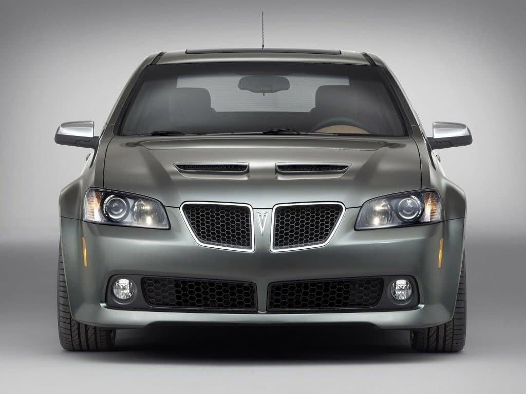 Pontiac G8 2007 – 2009 — Öndən