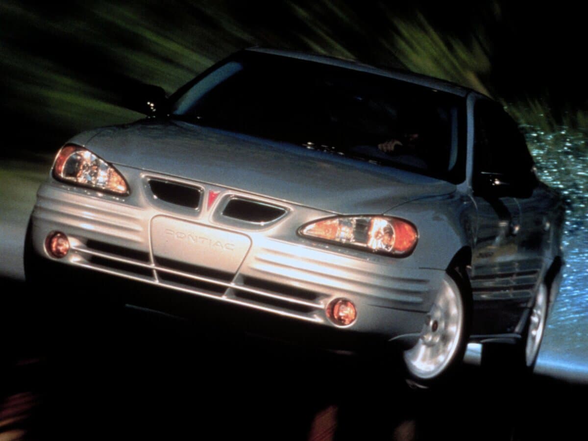 Pontiac Grand AM V — Öndən