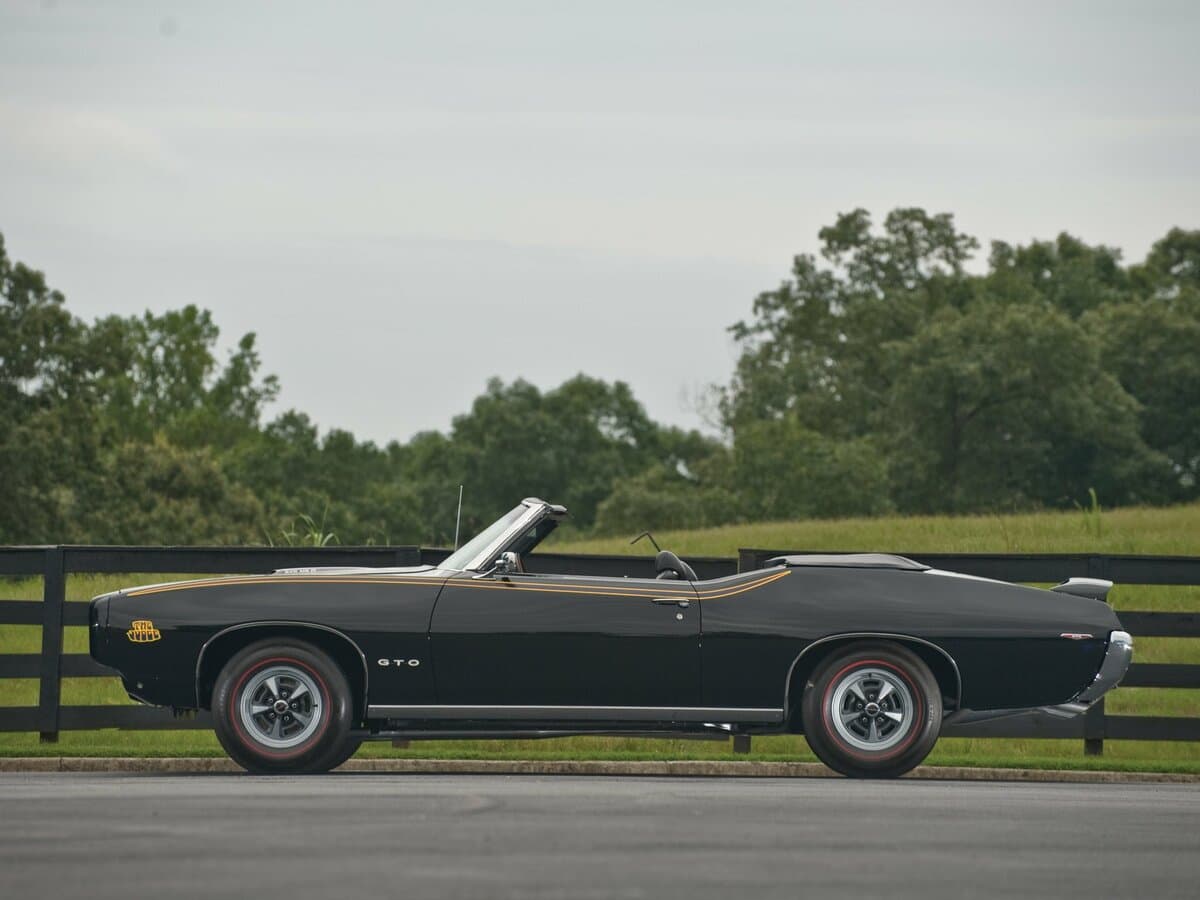 Pontiac GTO II — Yandan