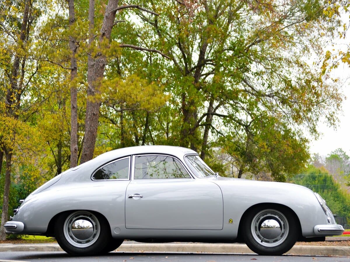 Porsche 356 I — Yandan