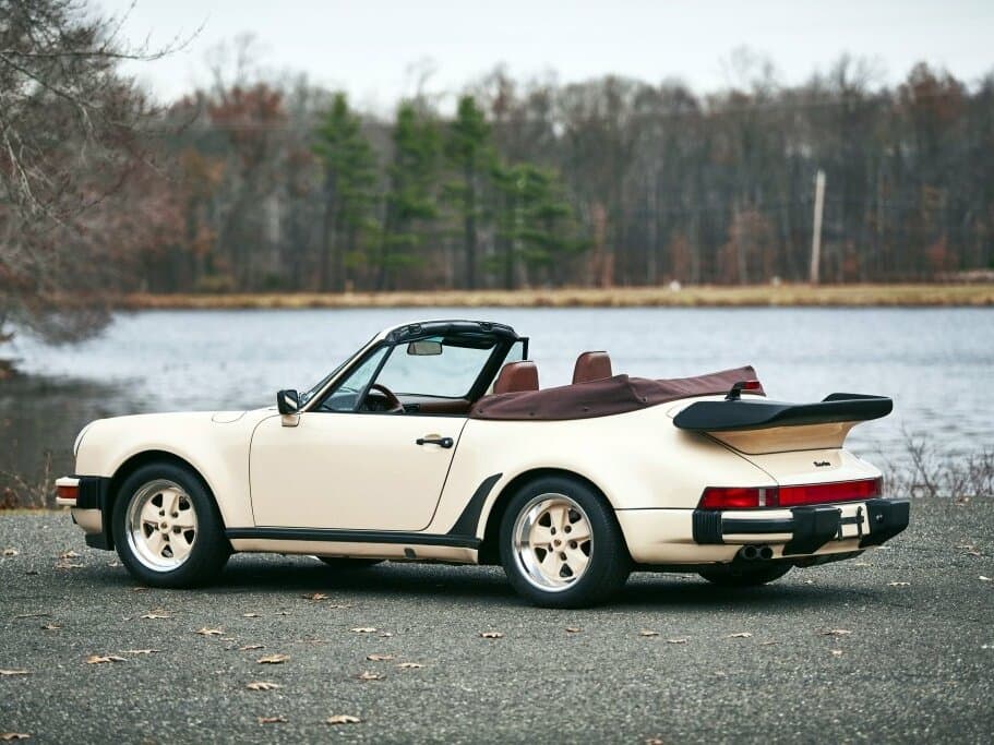 Porsche 911 II (911, 930) — 3/4 arxadan