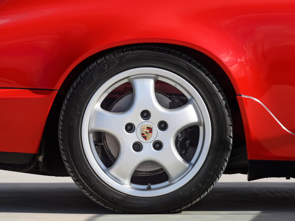 Porsche 911 III (964) — Təkər
